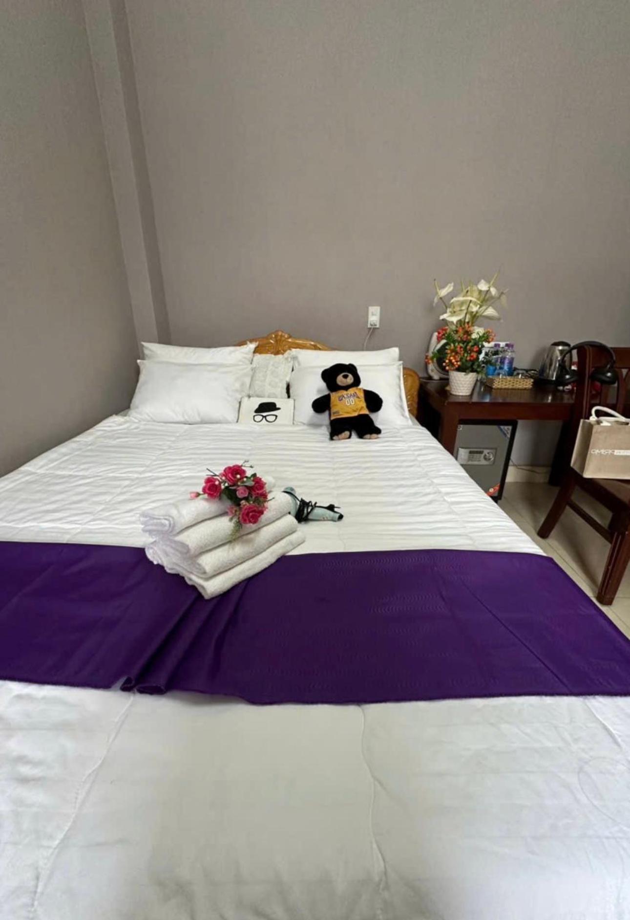 Nha Nghi Nghia Nhan Dalat Exteriör bild